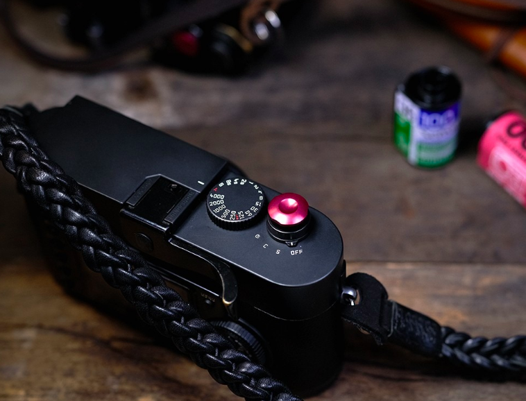 Nút Bấm Mềm Máy Ảnh Leica Komaru Titanium màu sắc