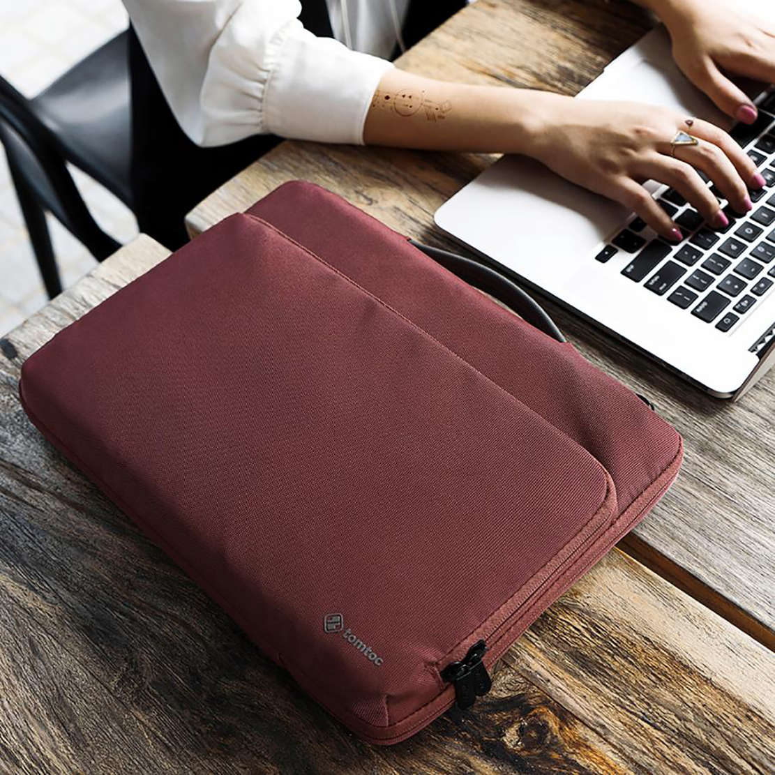 Túi chống sốc Tomtoc Briefcase MacBook Pro 13 inch (A14-B02)