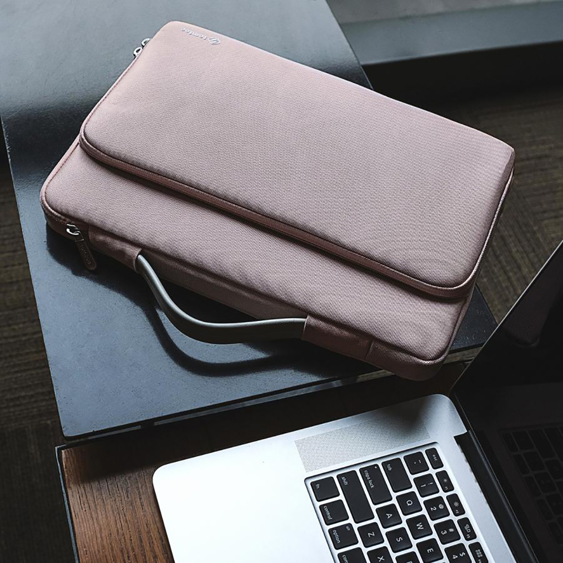 Túi chống sốc Tomtoc Briefcase MacBook Pro 15 inch (A14-D01)