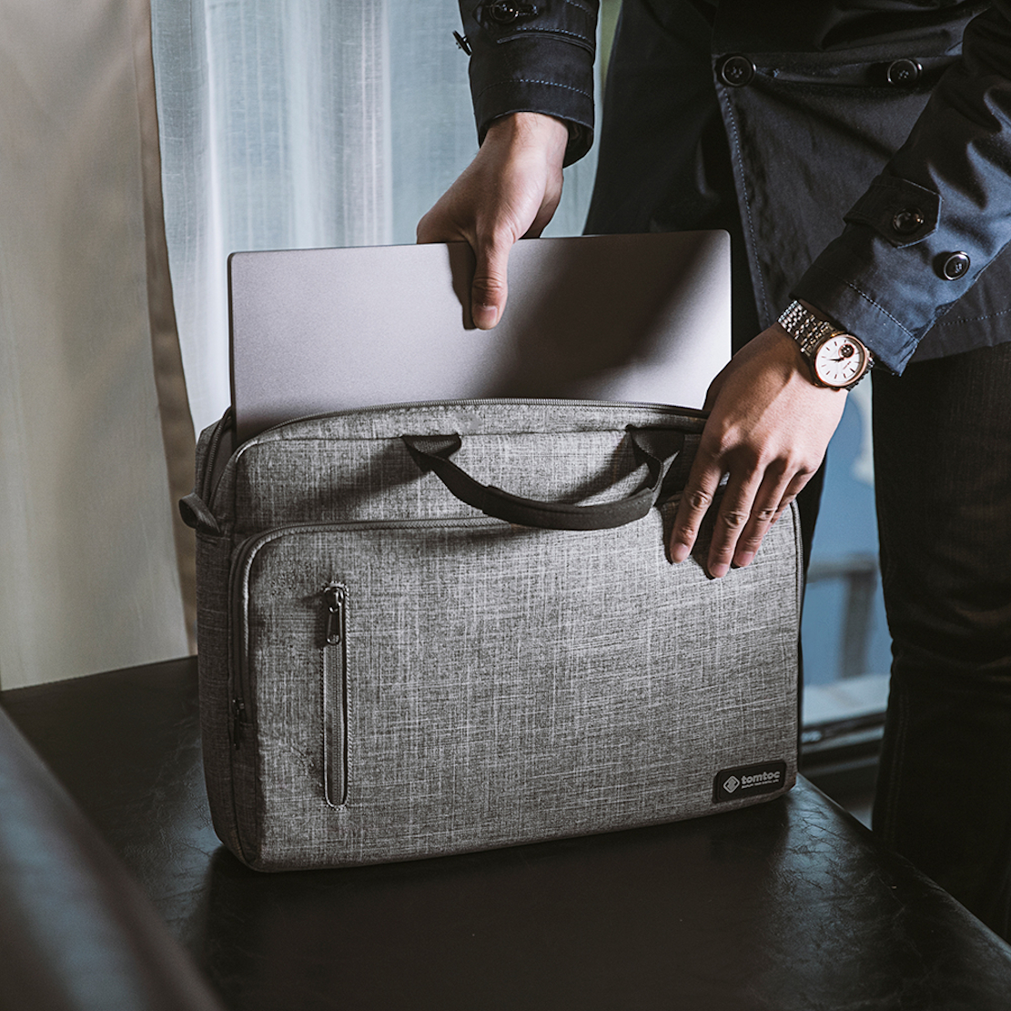 Túi laptop Tomtoc Briefcase Ultrabook 15 inch (A50-E01)