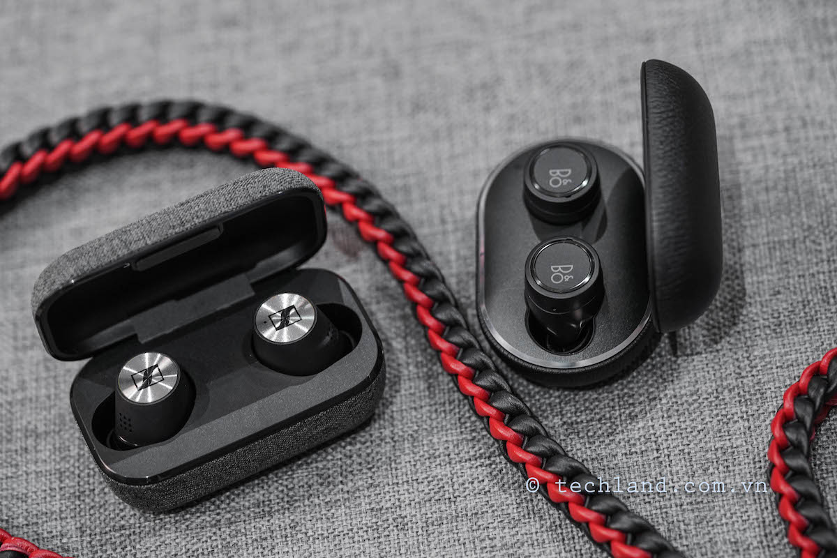 So Sánh Tai Nghe Bluetooth B&O E8 3.0 & Sennheiser Momentum True Wireless 2.0