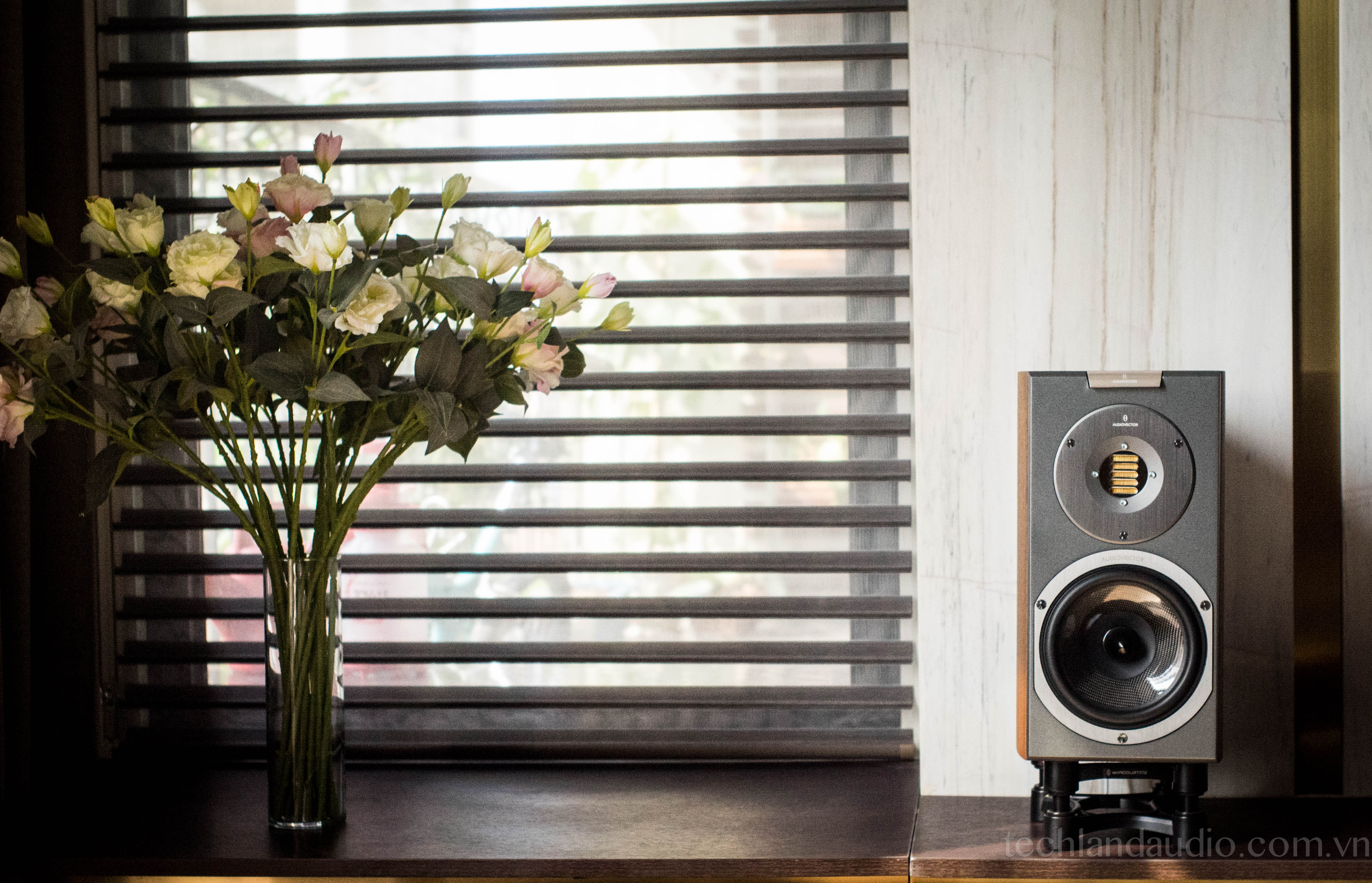 SETUP DÀN ÂM THANH NGHE NHẠC KHÔNG DÂY AUDIOVECTOR R1 ARRETE DISCREET TẠI NHÀ KHÁCH HÀNG