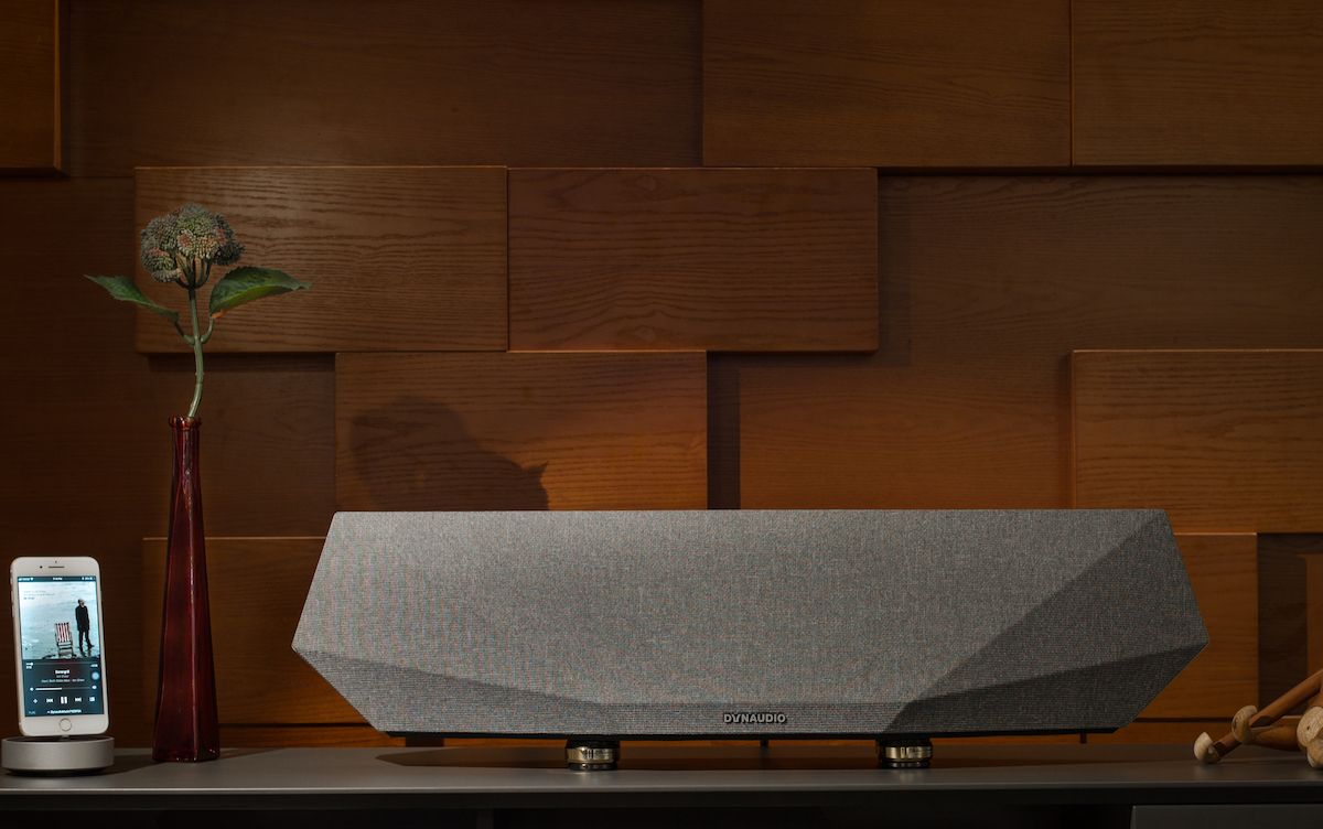 6 Mẫu Loa Bluetooth Cao Cấp Tại Gia "Chao Đảo" Các Tín Đồ Yêu Nhạc