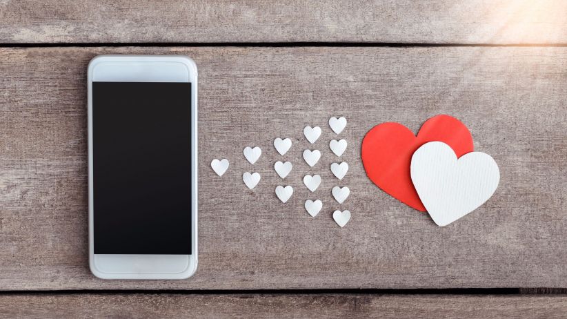NHỮNG ĐIỀU ANH EM CẦN CHÚ Ý TRONG NGÀY HẸN HÒ VALENTINE  ĐỂ TRÁNH MẤT ĐIỂM VÌ ĐIỆN THOẠI