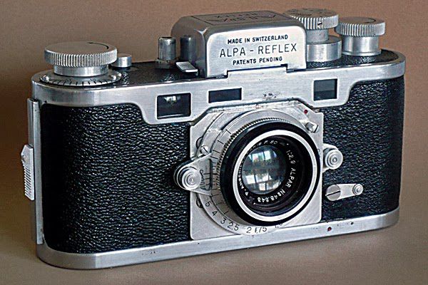 MÁY ẢNH ALPA - LEICA CỦA THUỴ SĨ