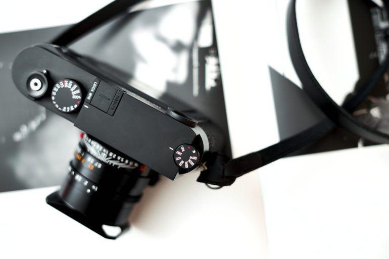 MÁY ẢNH LEICA M ĐƯỢC COI NHƯ MỘT TIÊU CHUẨN TRONG PHÒNG XỬ ÁN TẠI MỸ