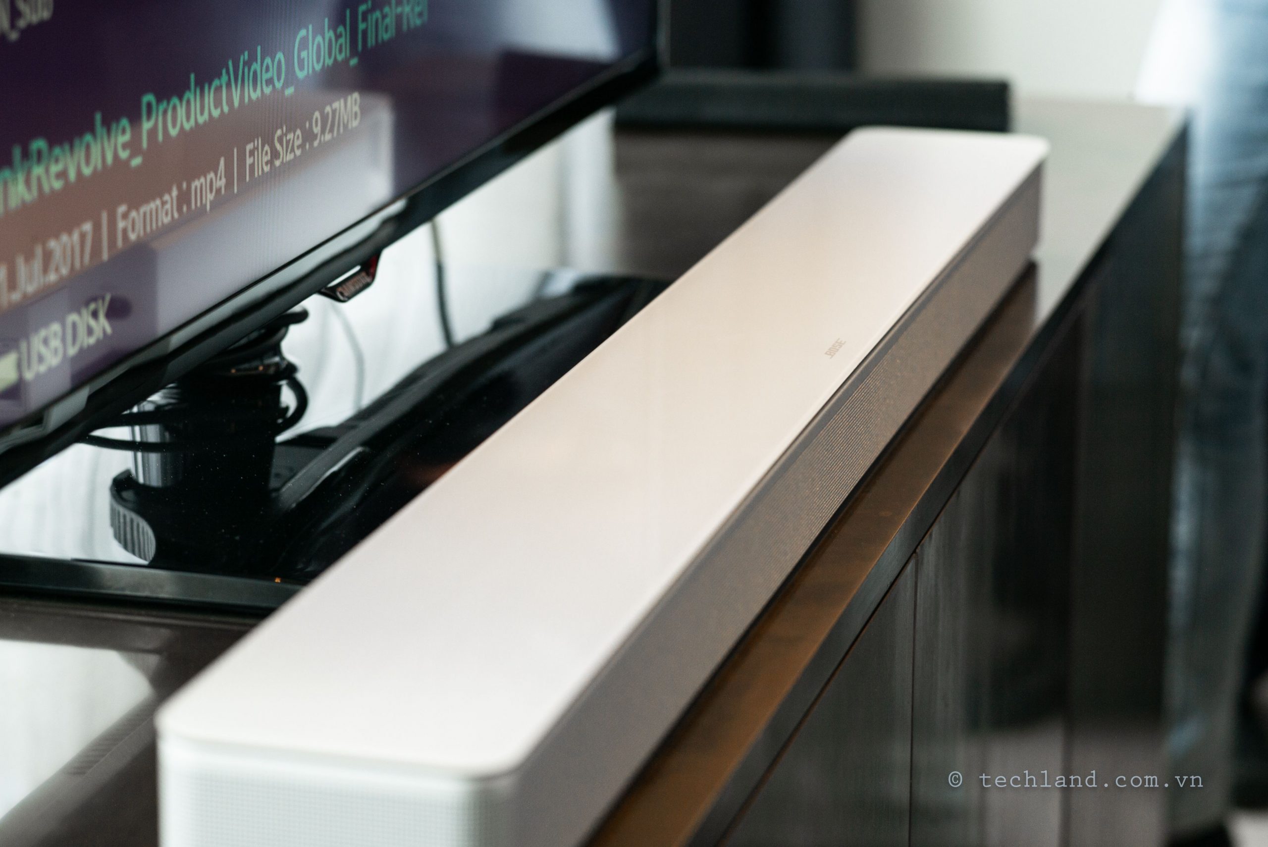 BOSE SOUNDBAR 700 & 500: MANG ÂM THANH TIÊU CHUẨN RẠP HÁT ĐẾN KHÔNG GIAN NHỎ NHÀ BẠN