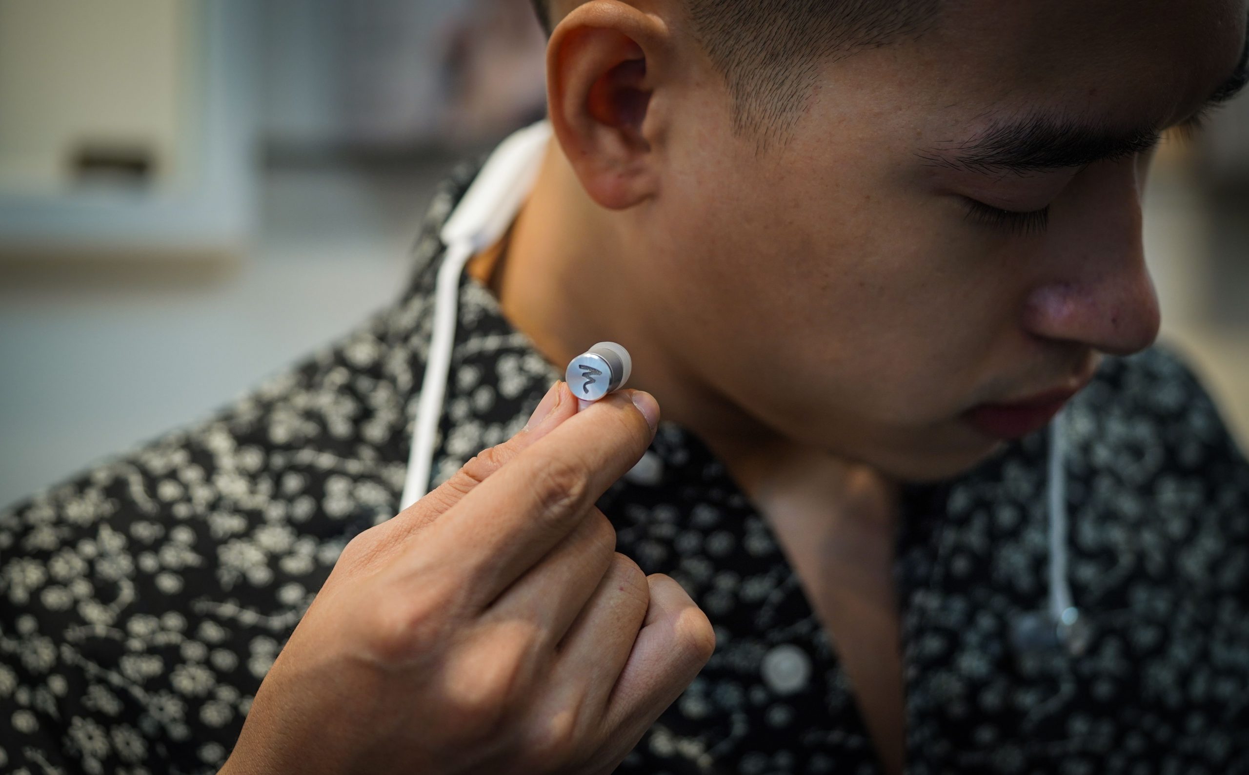 THỂ HIỆN SỰ TINH TẾ QUA THIẾT KẾ ĐƠN GIẢN CÙNG TAI NGHE BLUETOOTH FOCAL SPARK WIRELESS